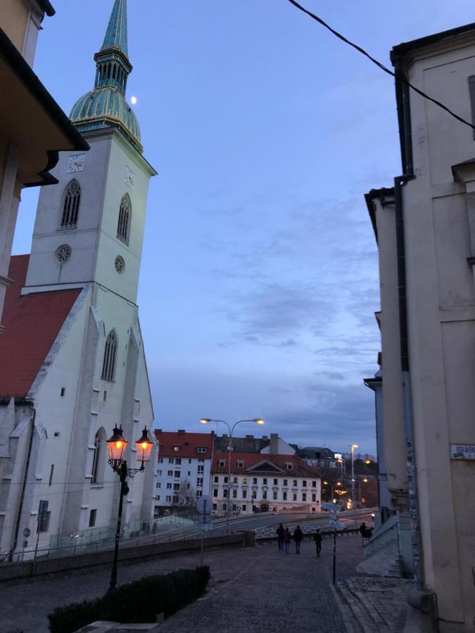 Pleasant Apartment Under The Bratislava Castle Ngoại thất bức ảnh